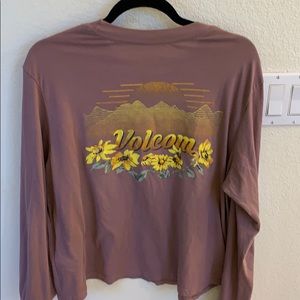 Volcom long sleeved tee